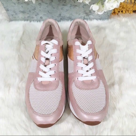 NEW Michael Kors Allie Leather Trainers Rose Gold - Picture 2 of 6
